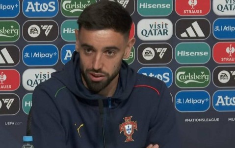 B费官宣留在曼联，拒绝2亿合同原因曝光！桑乔拒降薪遭500万退货