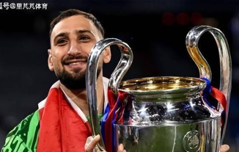 续约成了难题，薪资认知分歧大：巴黎夺冠功臣门将被曼城拜仁追逐