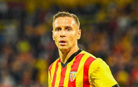 法甲：朗斯状态飙升欧塞尔低迷，未来走势值得关注