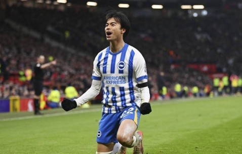 利物浦造英超神迹！日本梅西主导逆转，布莱顿3-2绝杀终结三连败