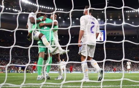 从背景板到守护神，库尔图瓦铸就皇马门线神话