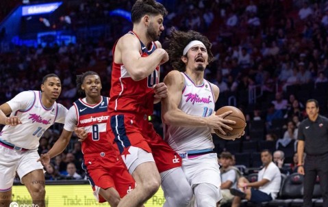 武克切维奇28+11哈克斯41分 奇才险胜热火