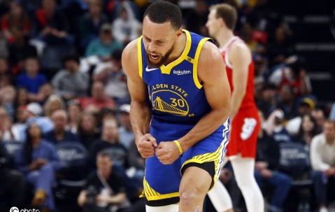 库里52+10+8巴特勒27分格林三双 勇士胜灰熊